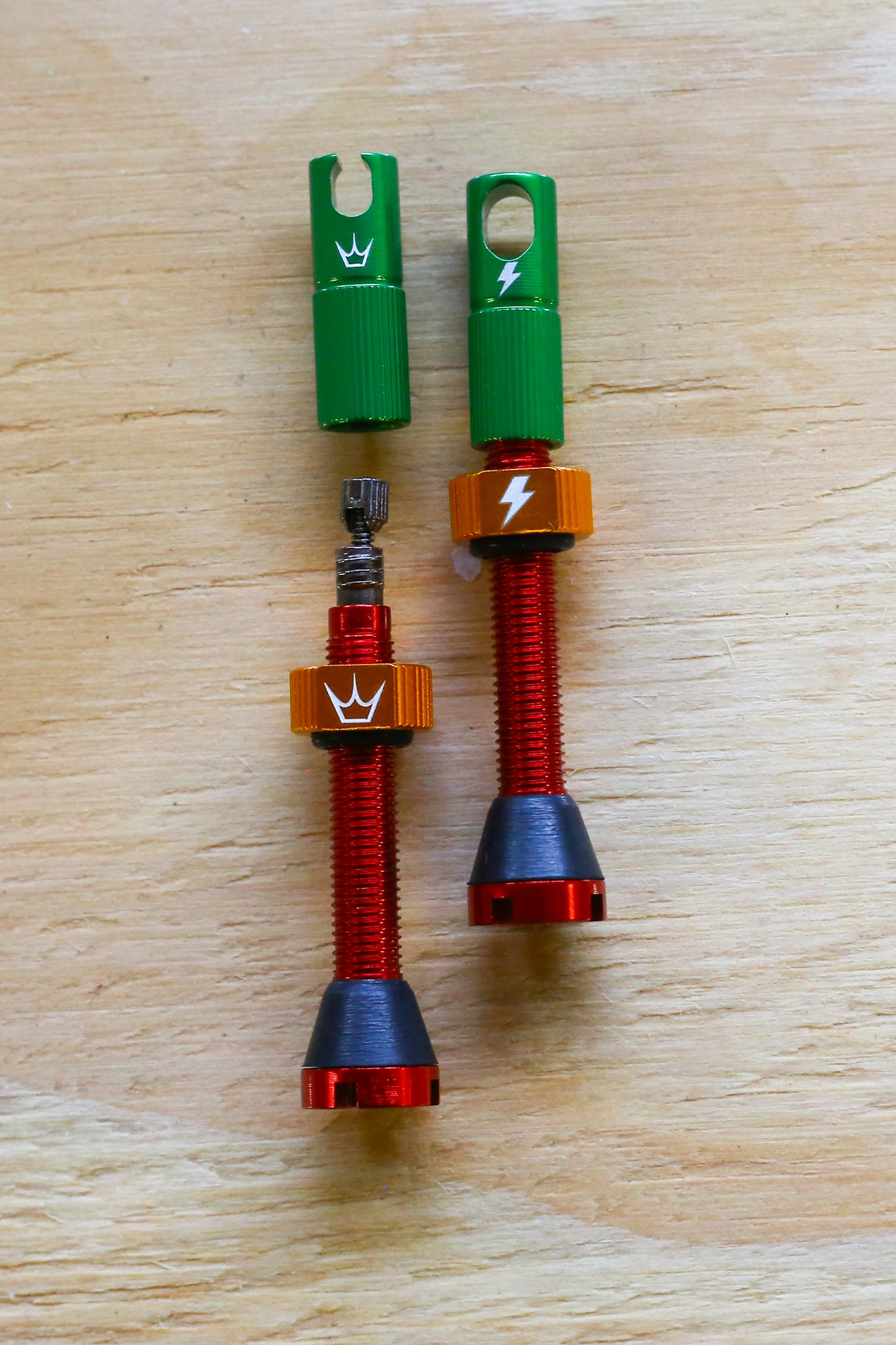 50to01 X Peatys - Tubeless Valves 42mm