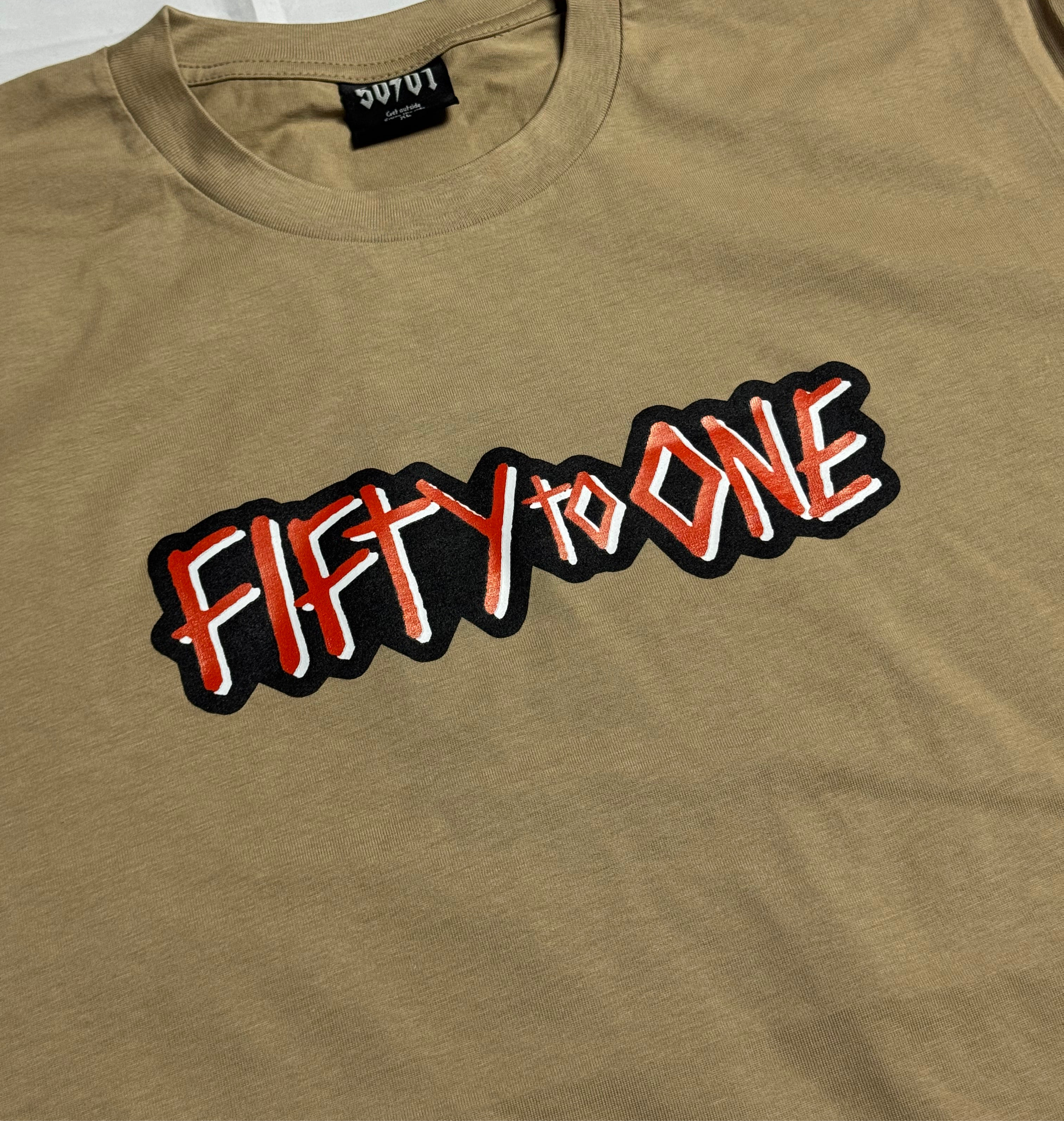 50to01 - SCRIPT TEE TAN
